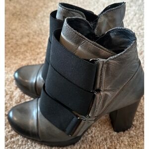 Contigo‎ Made in Italy Pewter Leather Elastic Strap Platform Ankle Boots Size 35